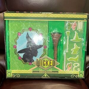 Wicked Elphaba Journal Set